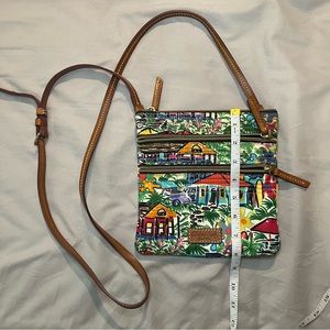 EUC, Dooney & Bourke crossbody purse with tropical design